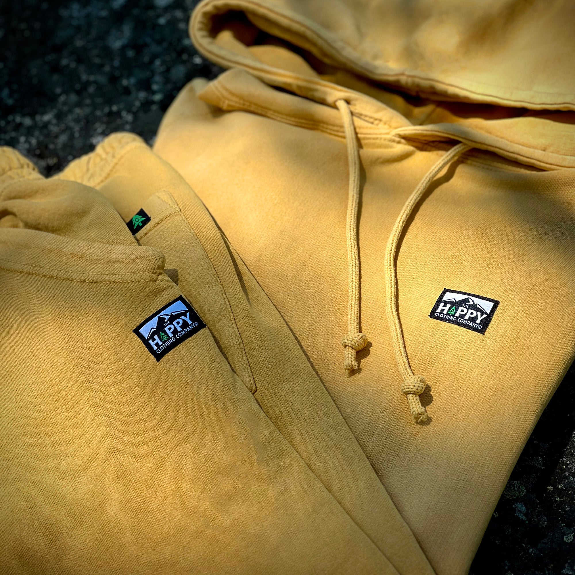 Vintage Mineral-Washed Full Sweatsuit w / Logo Label