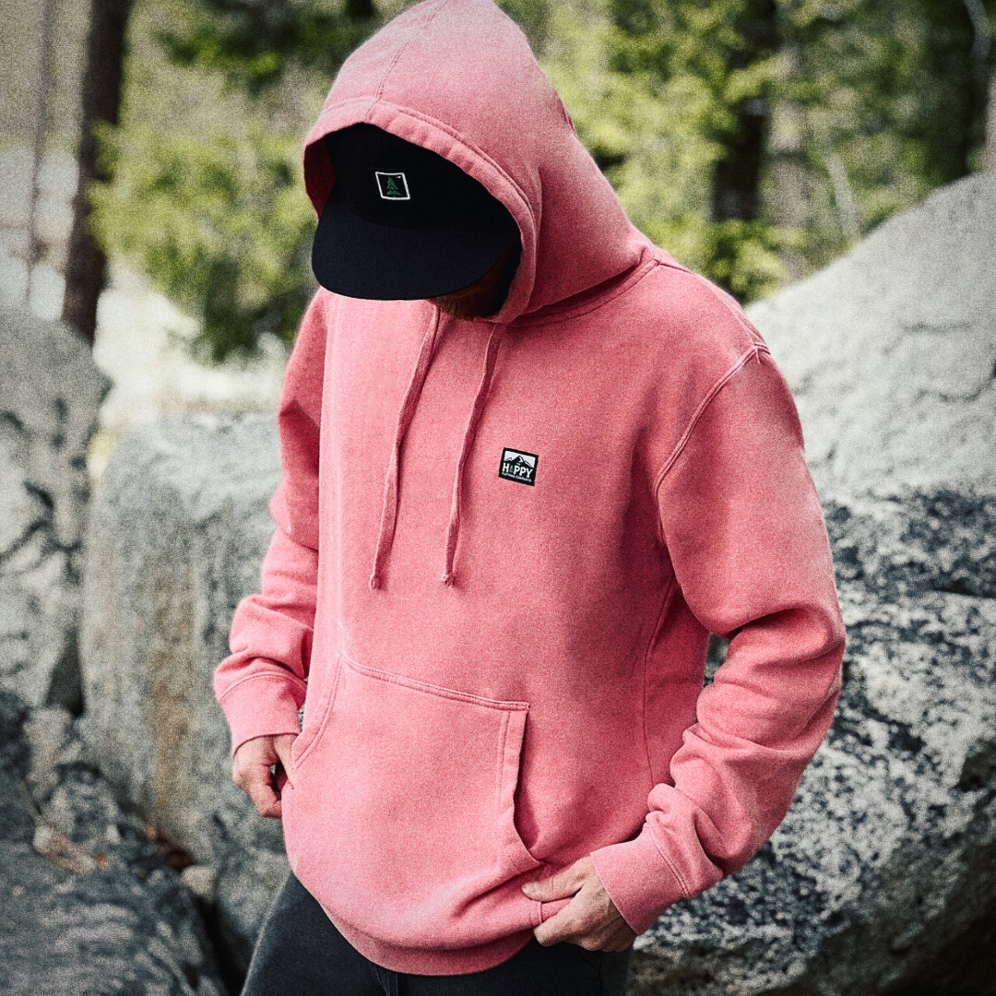 Nature-Dyed Unisex Hoodie w / Logo Label